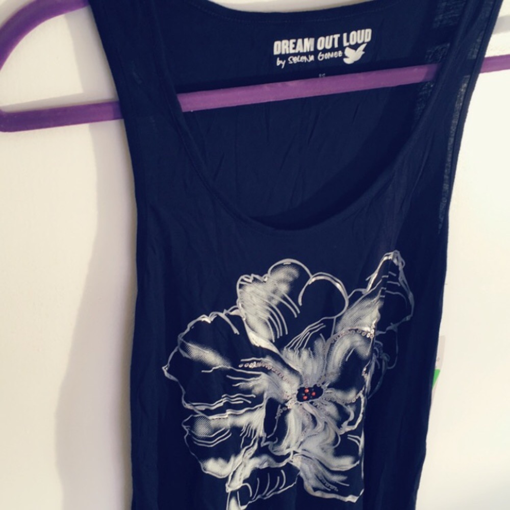 New!! Dream out Loud by Selina